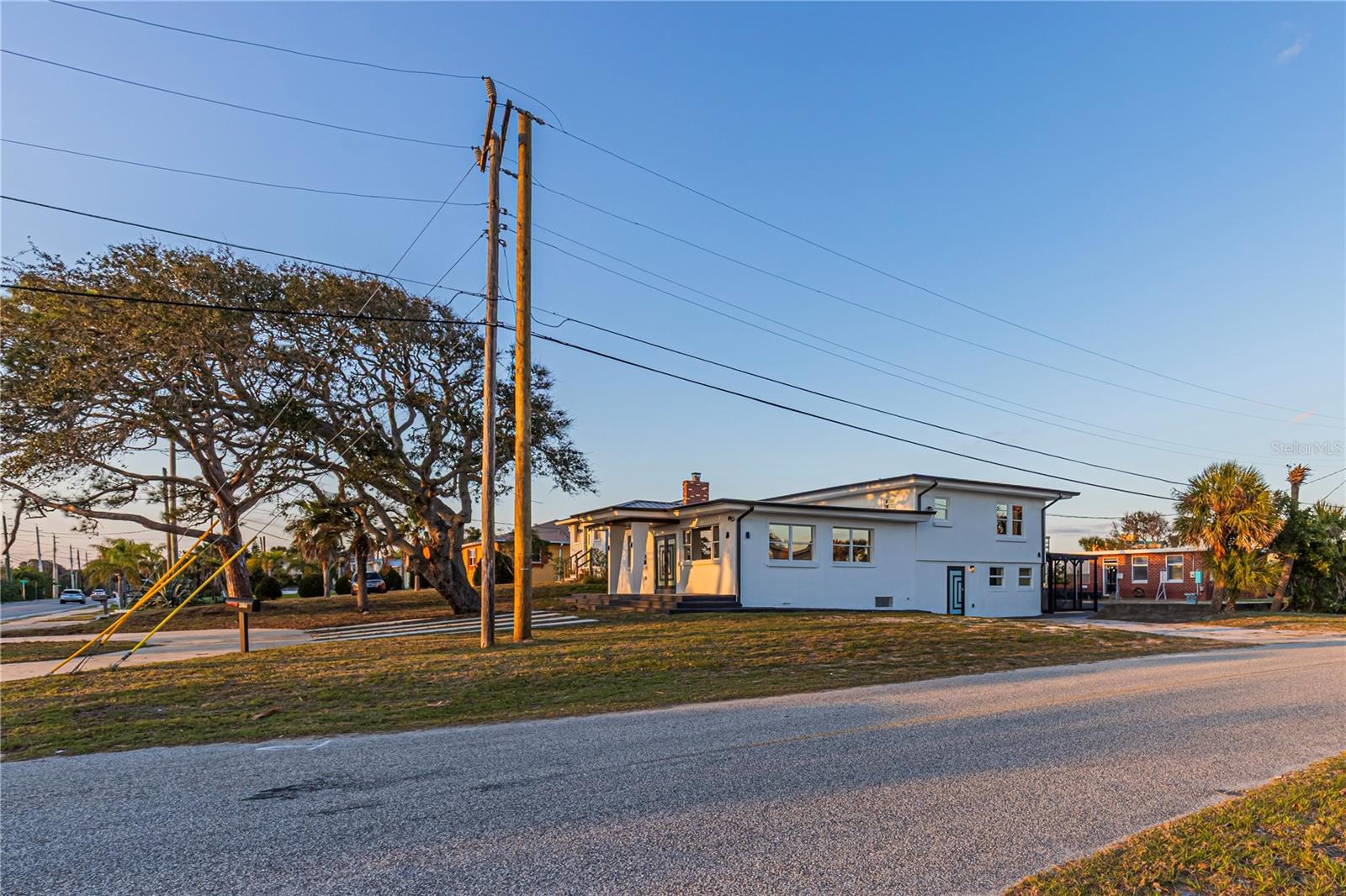 Image 46 of 62 For 2061 Peninsula Drive