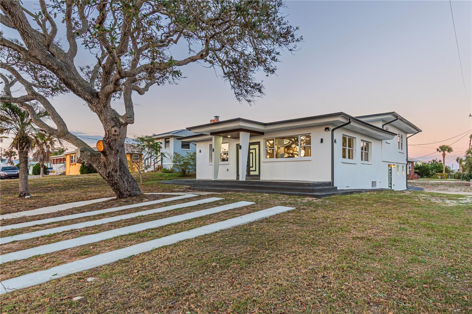Image 54 of 62 For 2061 Peninsula Drive