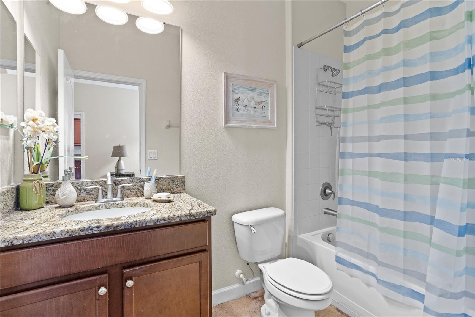 Image 15 of 65 For 2287 Victoria Drive