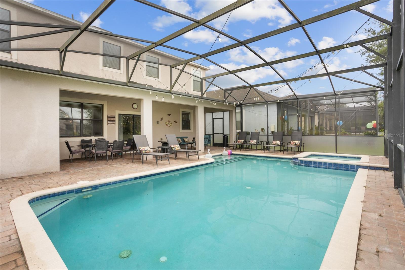 Image 49 of 65 For 2287 Victoria Drive