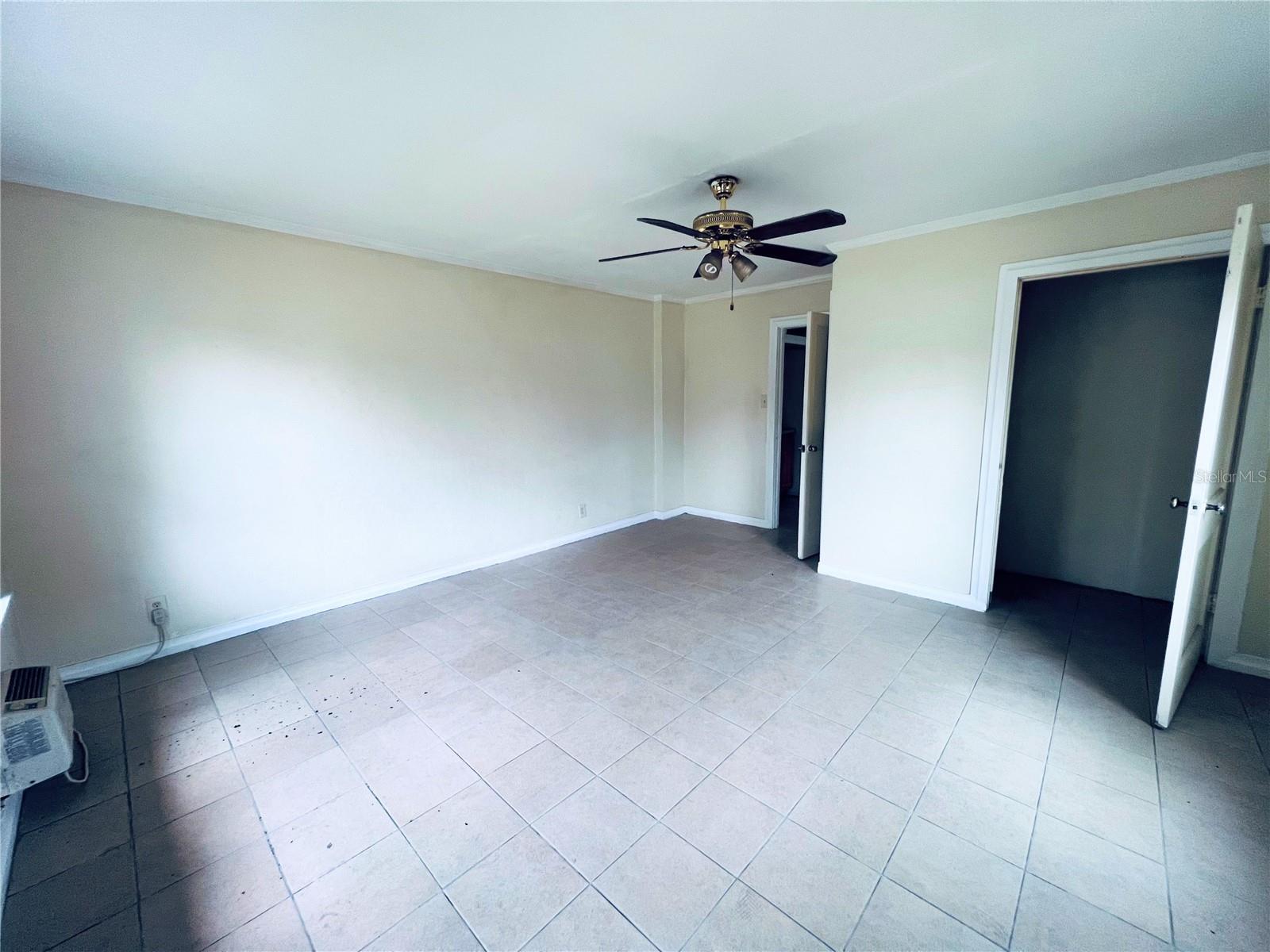 Image 3 of 9 For 110 Orange Avenue 1