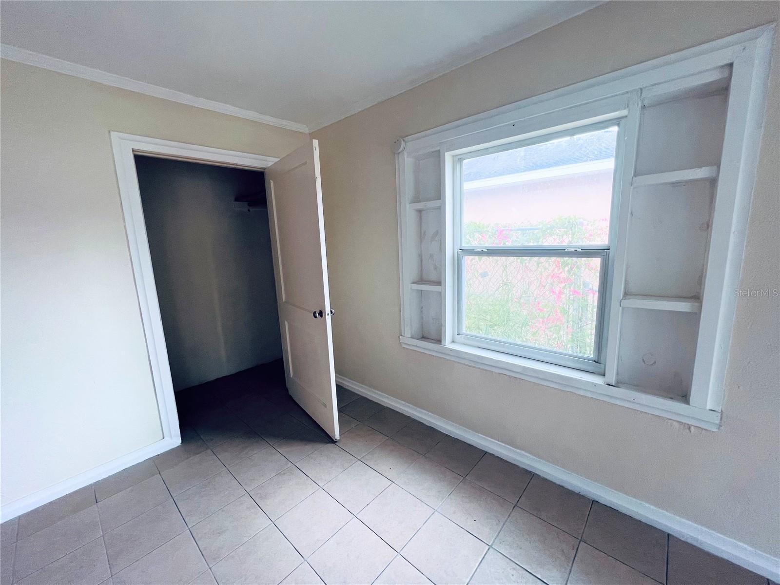 Image 4 of 9 For 110 Orange Avenue 1