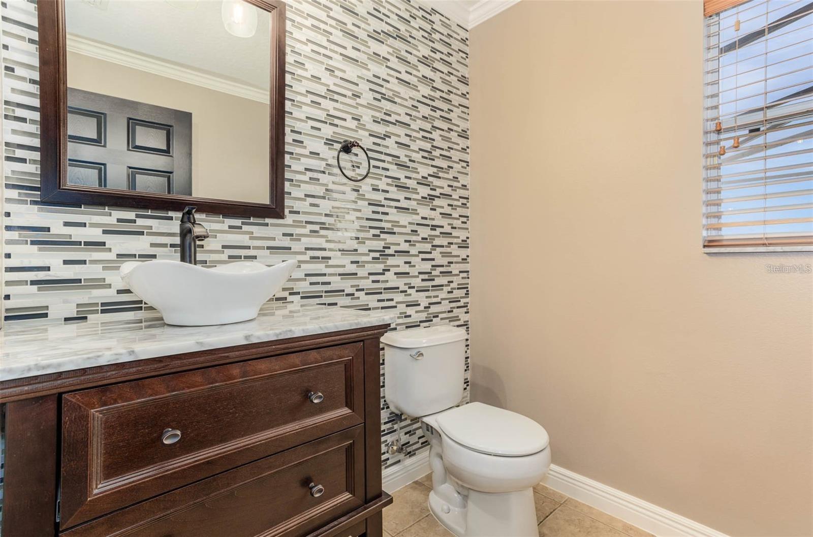 Image 10 of 25 For 4621 Yellow Bay Drive