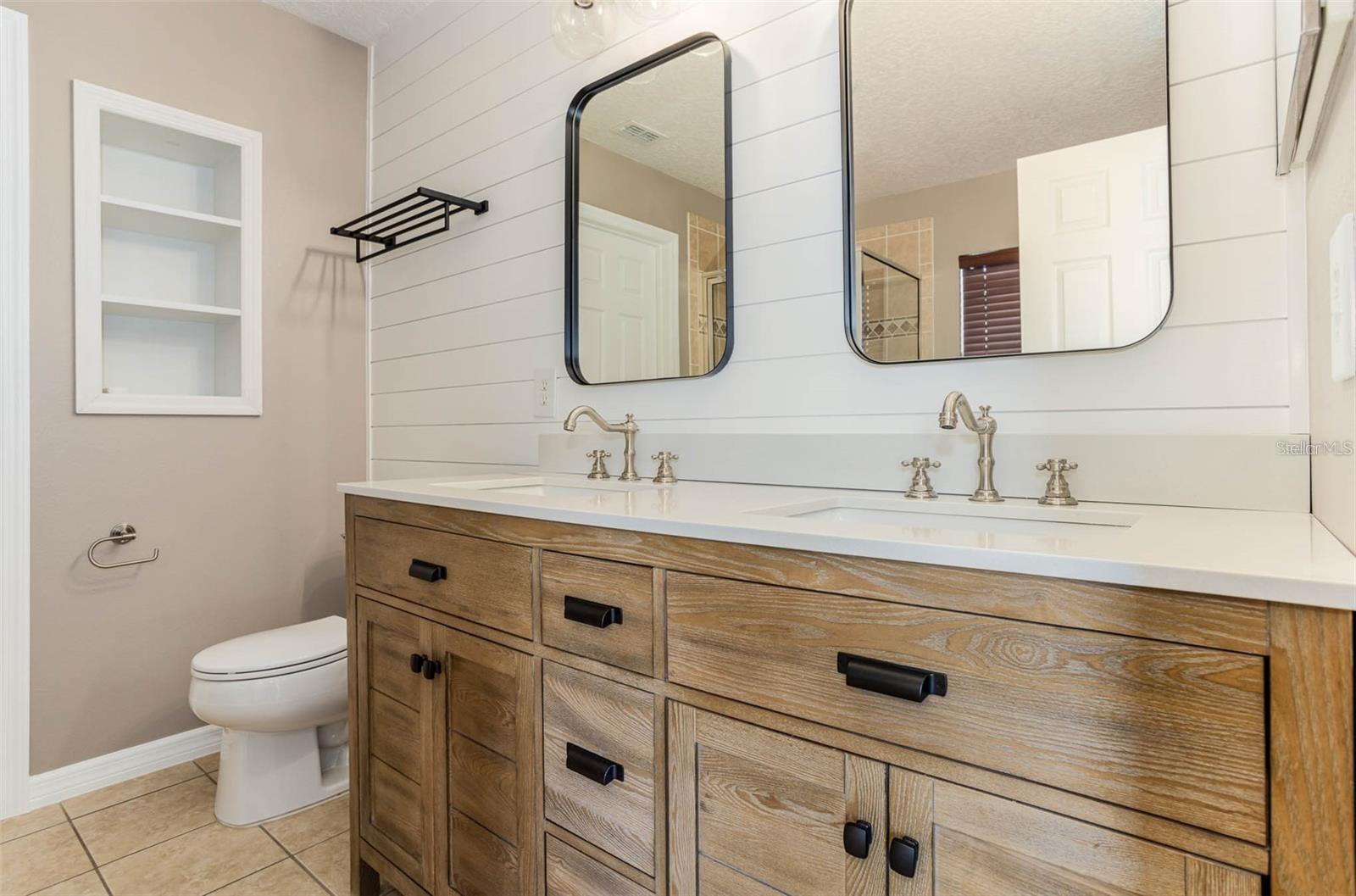 Image 12 of 25 For 4621 Yellow Bay Drive