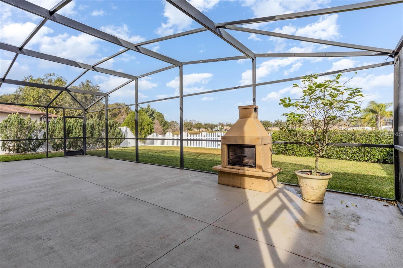 Image 16 of 25 For 4621 Yellow Bay Drive