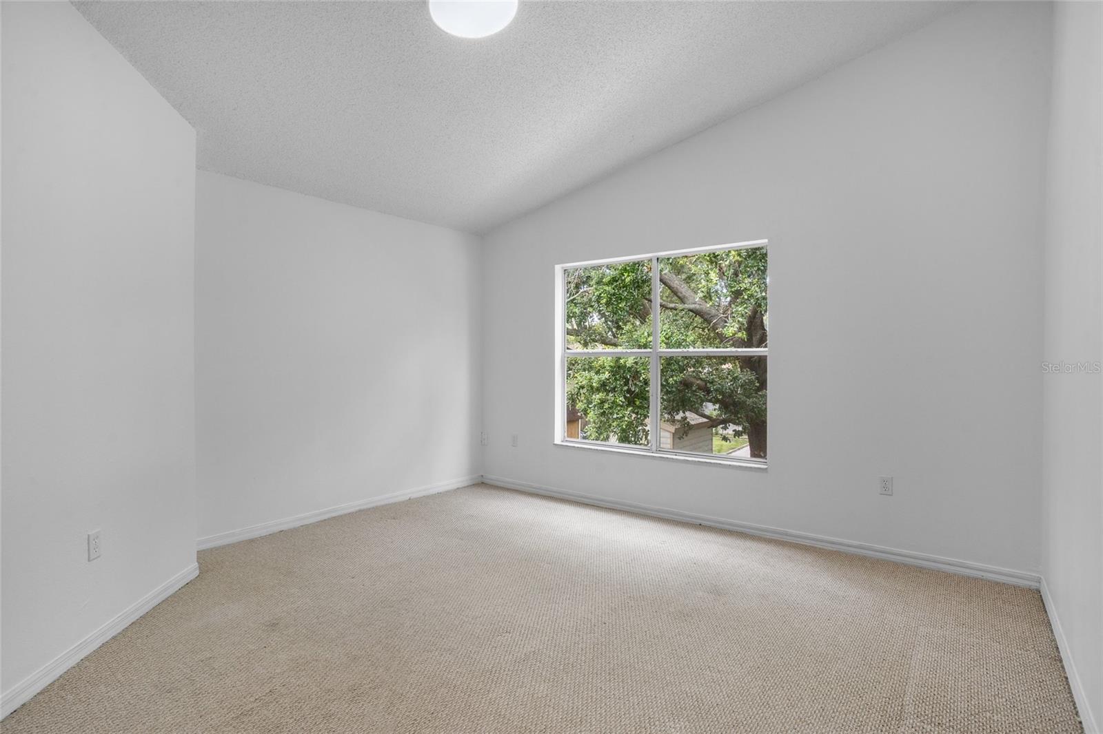 Image 29 of 43 For 1645 Windsor Oak Court
