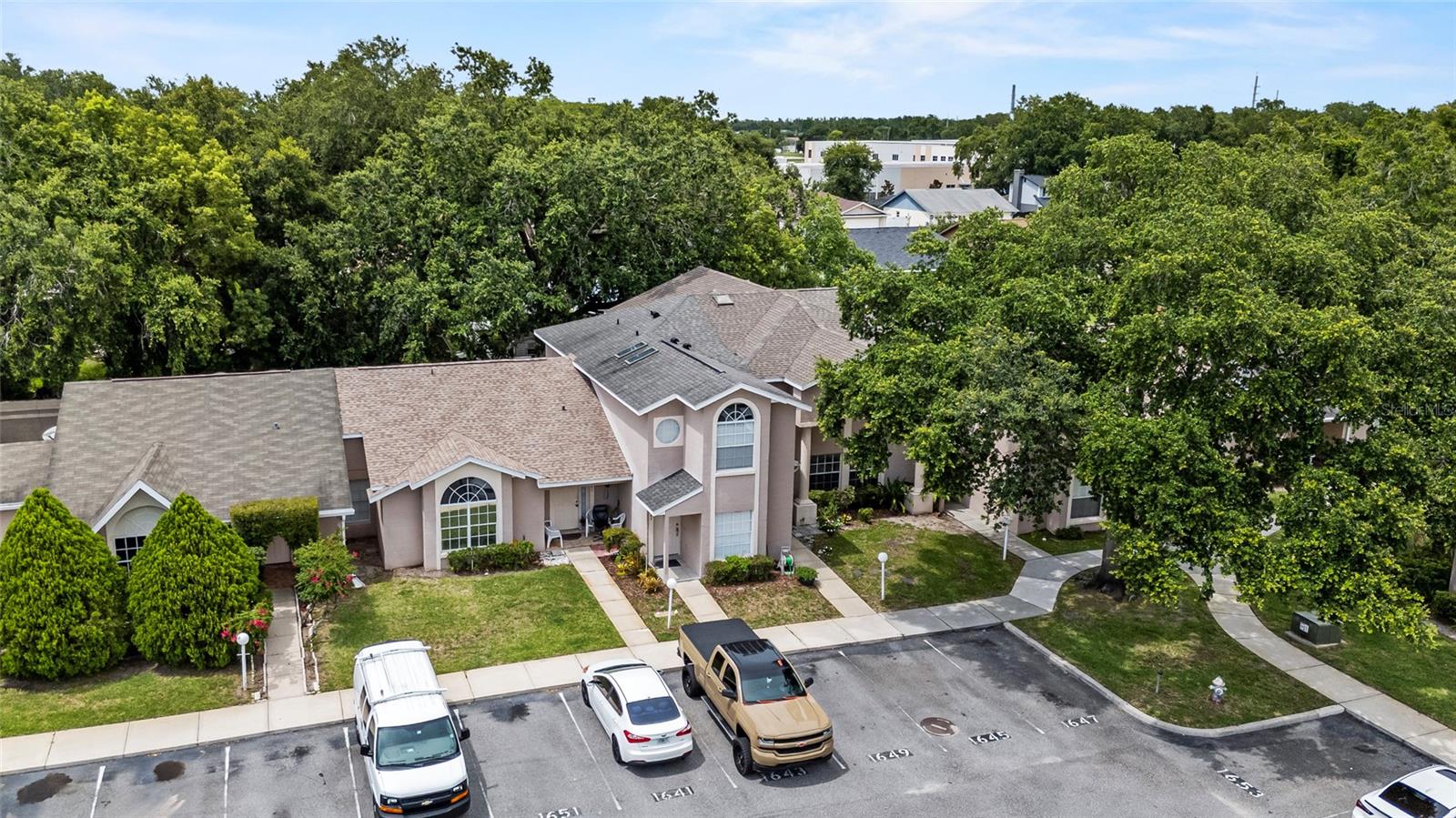 Image 36 of 43 For 1645 Windsor Oak Court