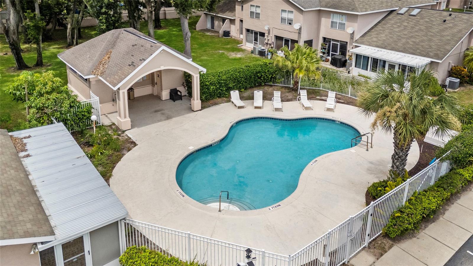 Image 39 of 43 For 1645 Windsor Oak Court