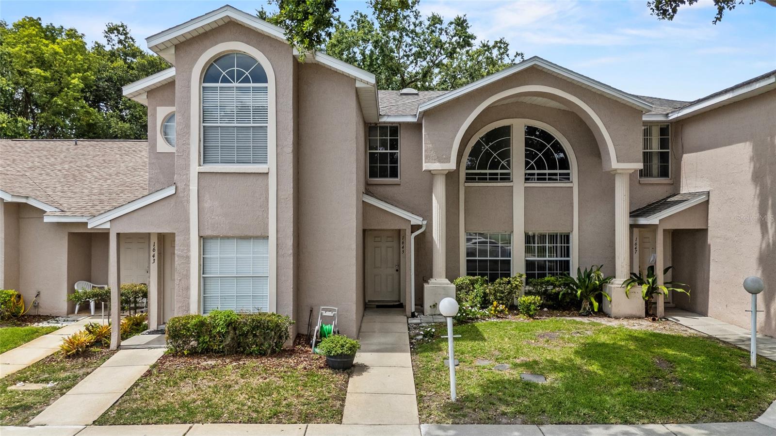Image 4 of 43 For 1645 Windsor Oak Court