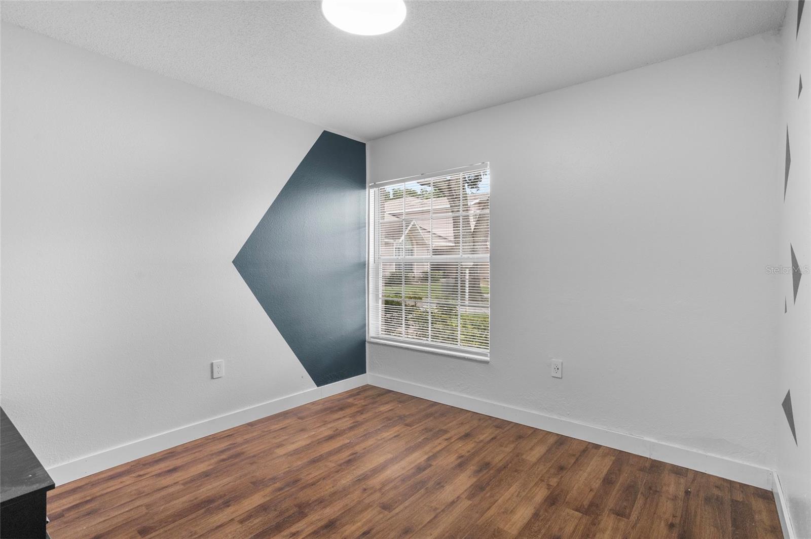 Image 6 of 43 For 1645 Windsor Oak Court