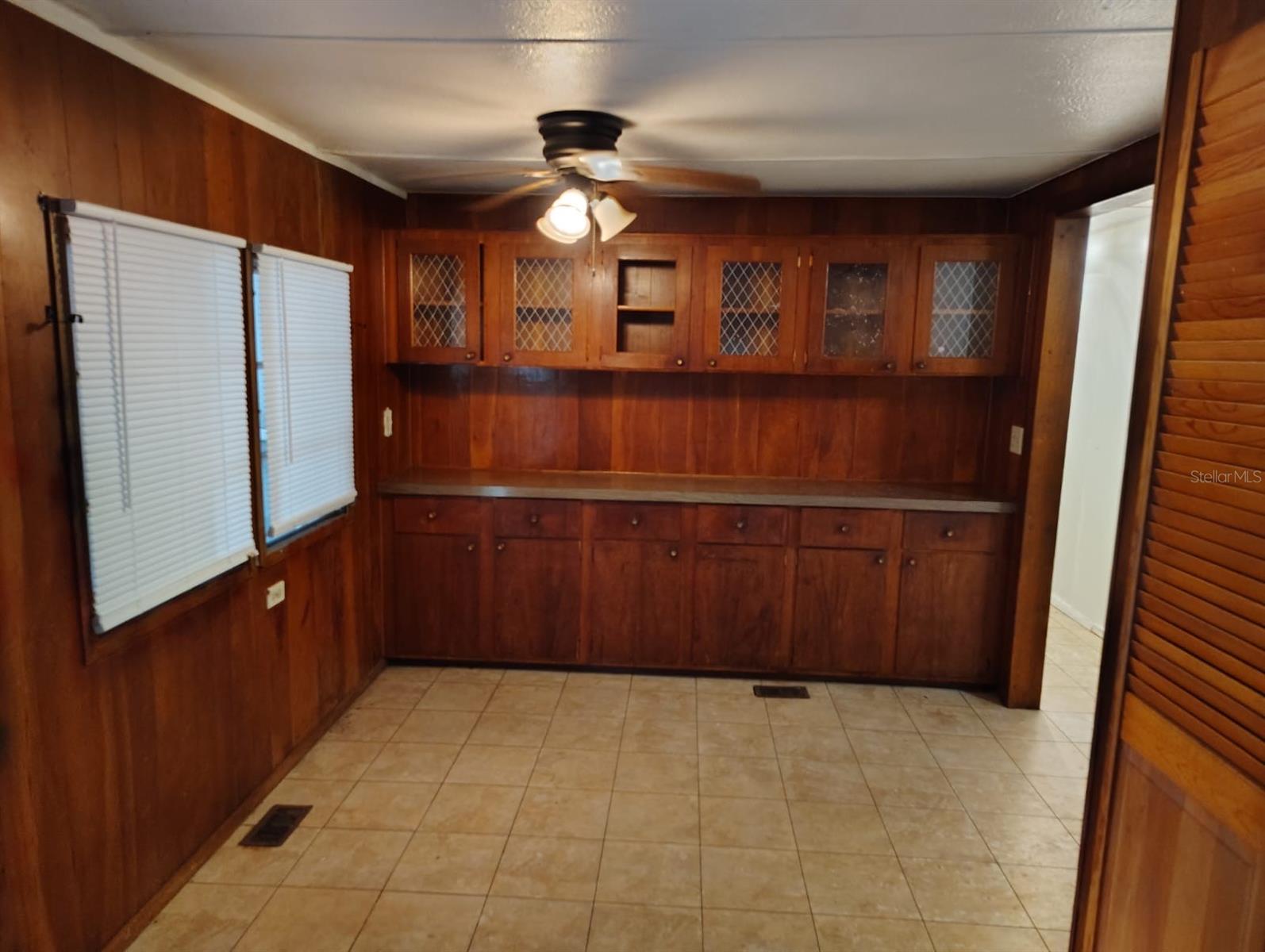 Image 2 of 10 For 3133 Kinsley Road