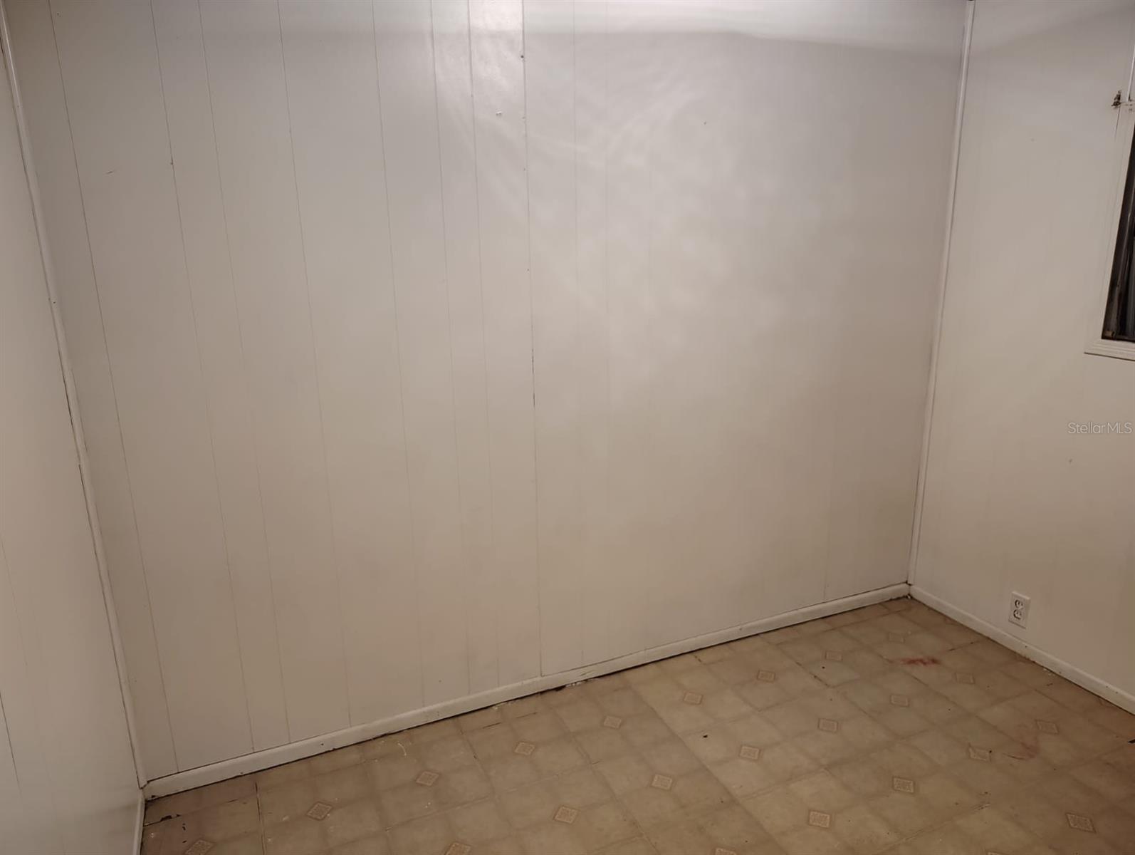 Image 7 of 10 For 3133 Kinsley Road