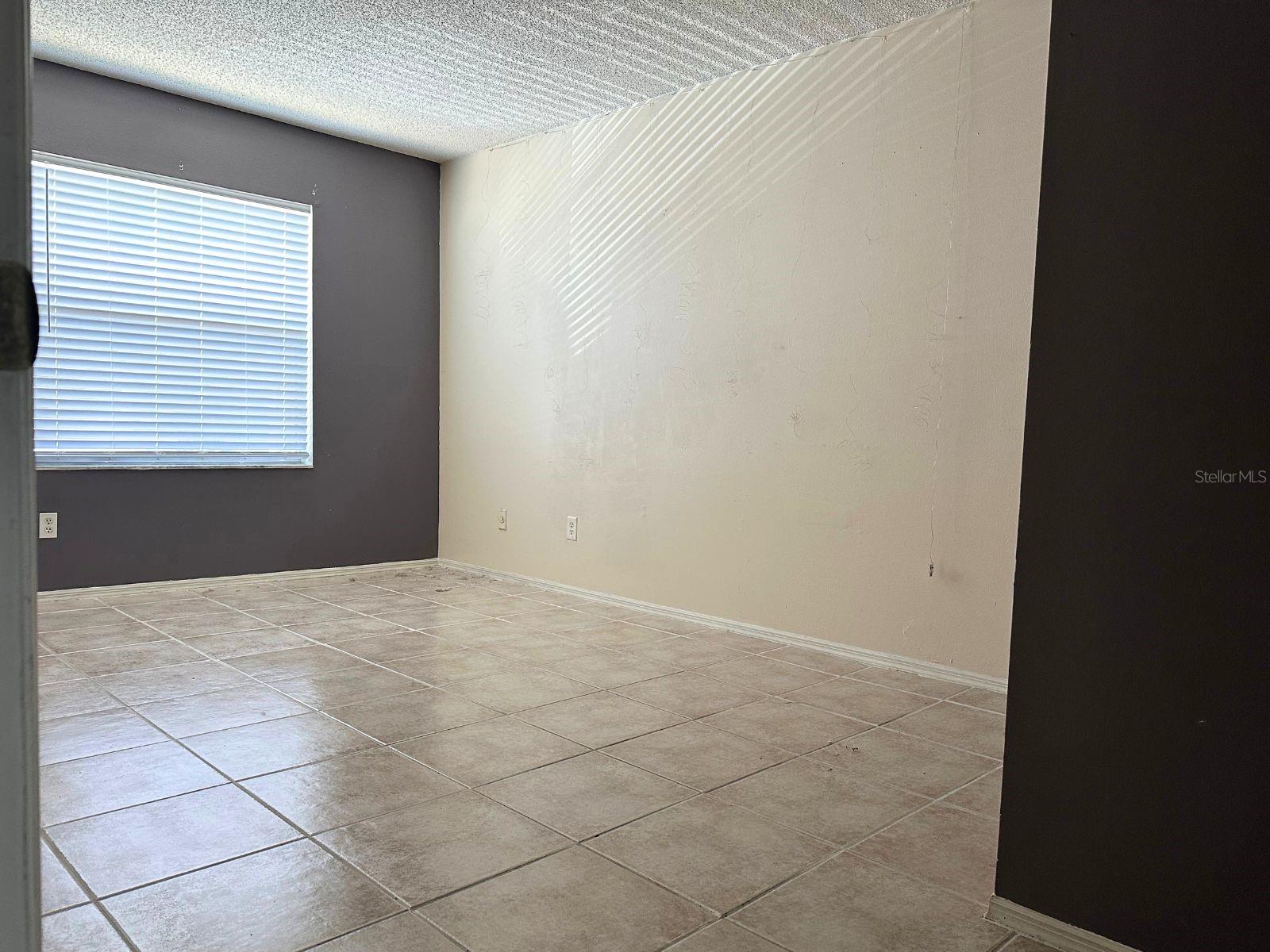 Image 9 of 14 For 4240 Pershing Pointe Place 7