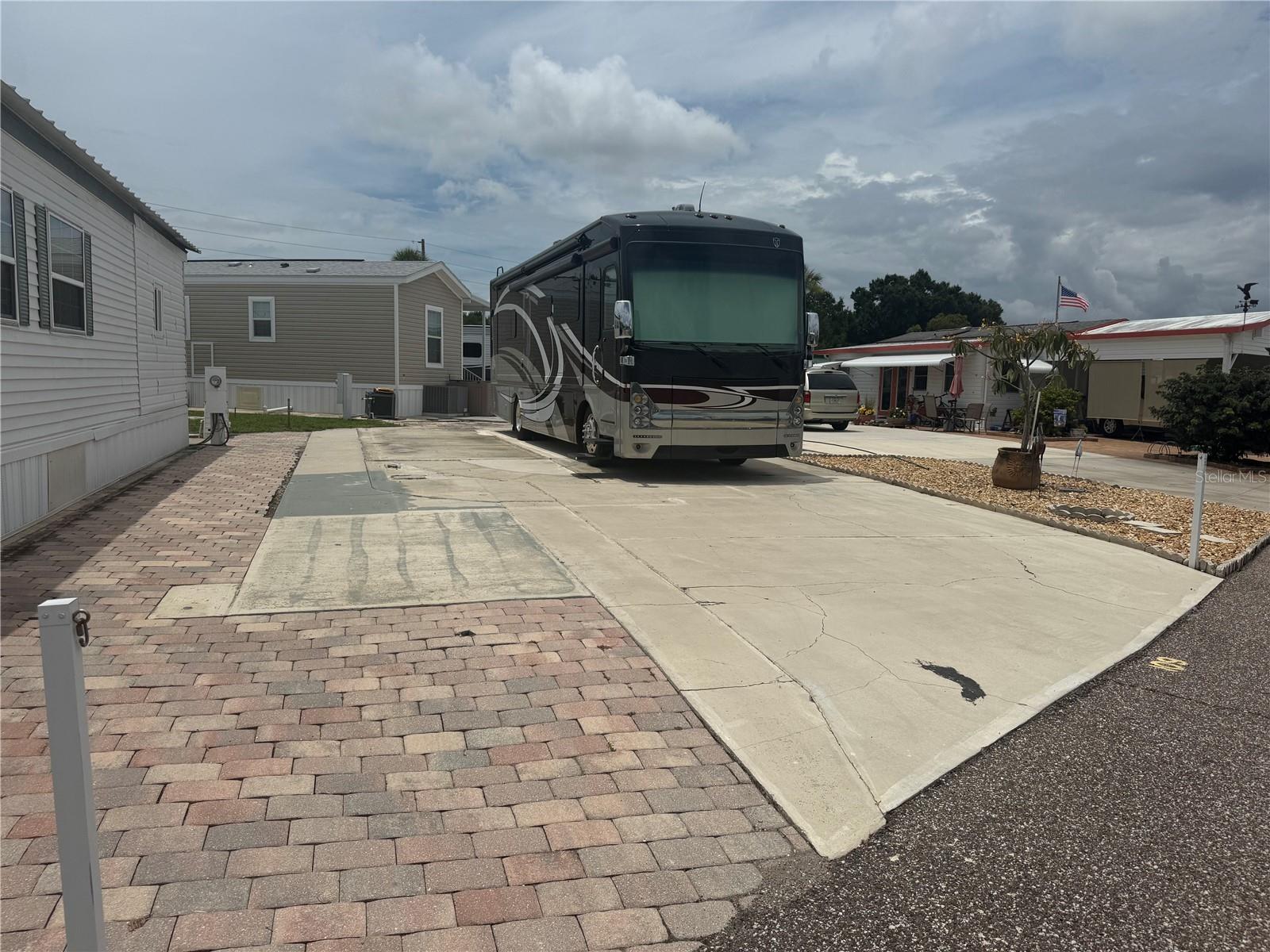 Image 4 of 4 For 9000 Us Highway 192 109