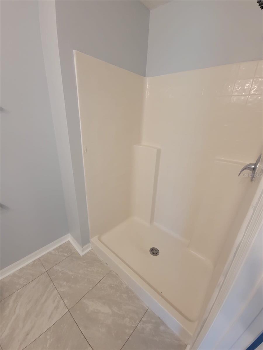 Image 8 of 9 For 1722 Redfin Way