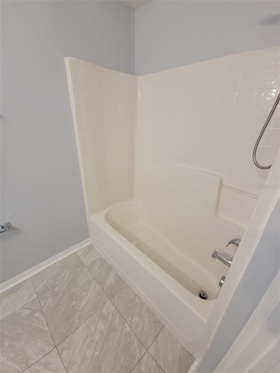 Image 9 of 9 For 1722 Redfin Way