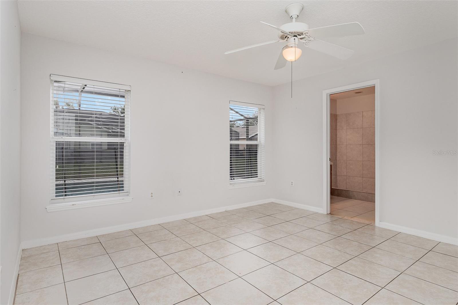 Image 17 of 24 For 1940 Royal Ridge Drive