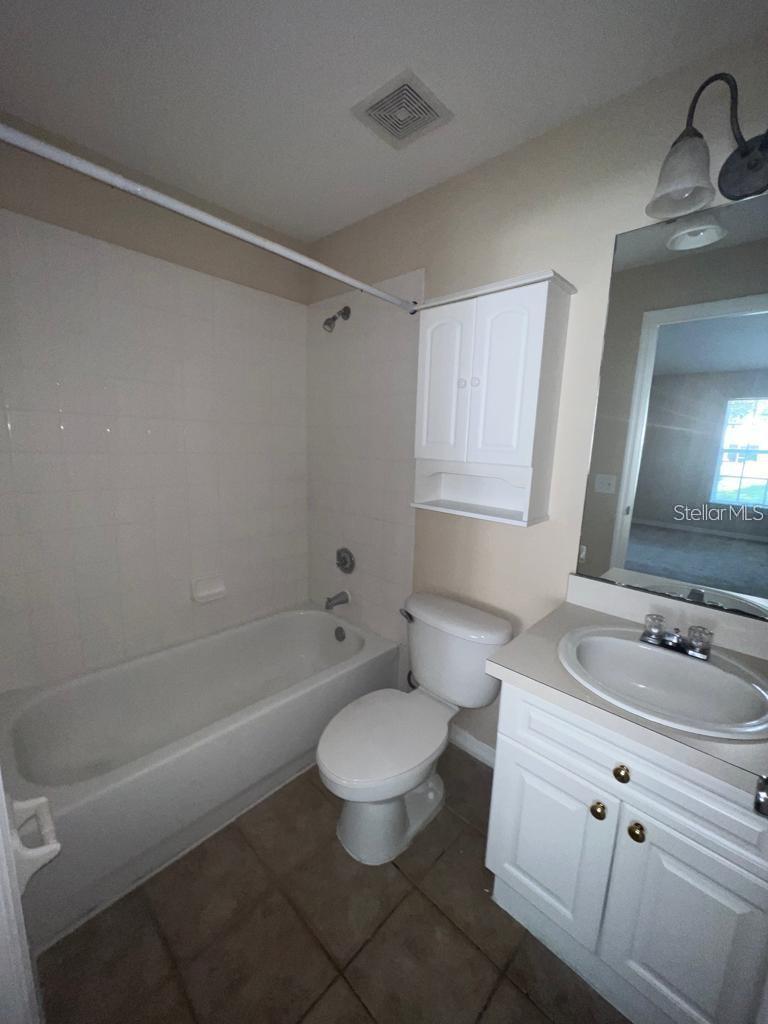 Image 6 of 7 For 4189 Plantation Cove Drive