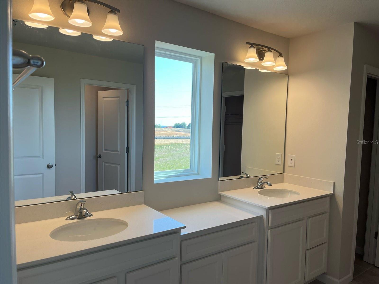 Image 11 of 12 For 1225 Whispering Ln