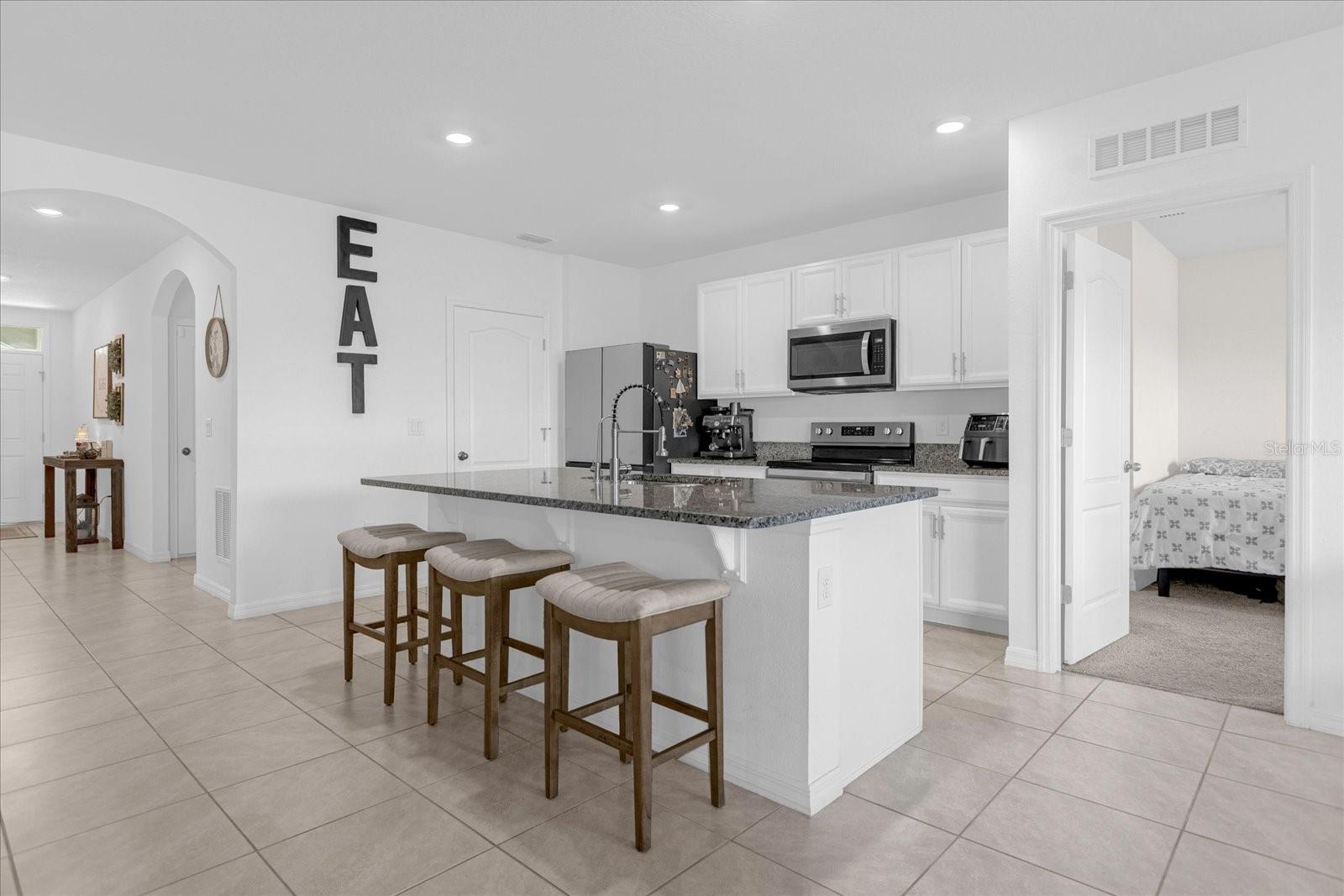 Image 4 of 33 For 1913 Bellknoll Lane