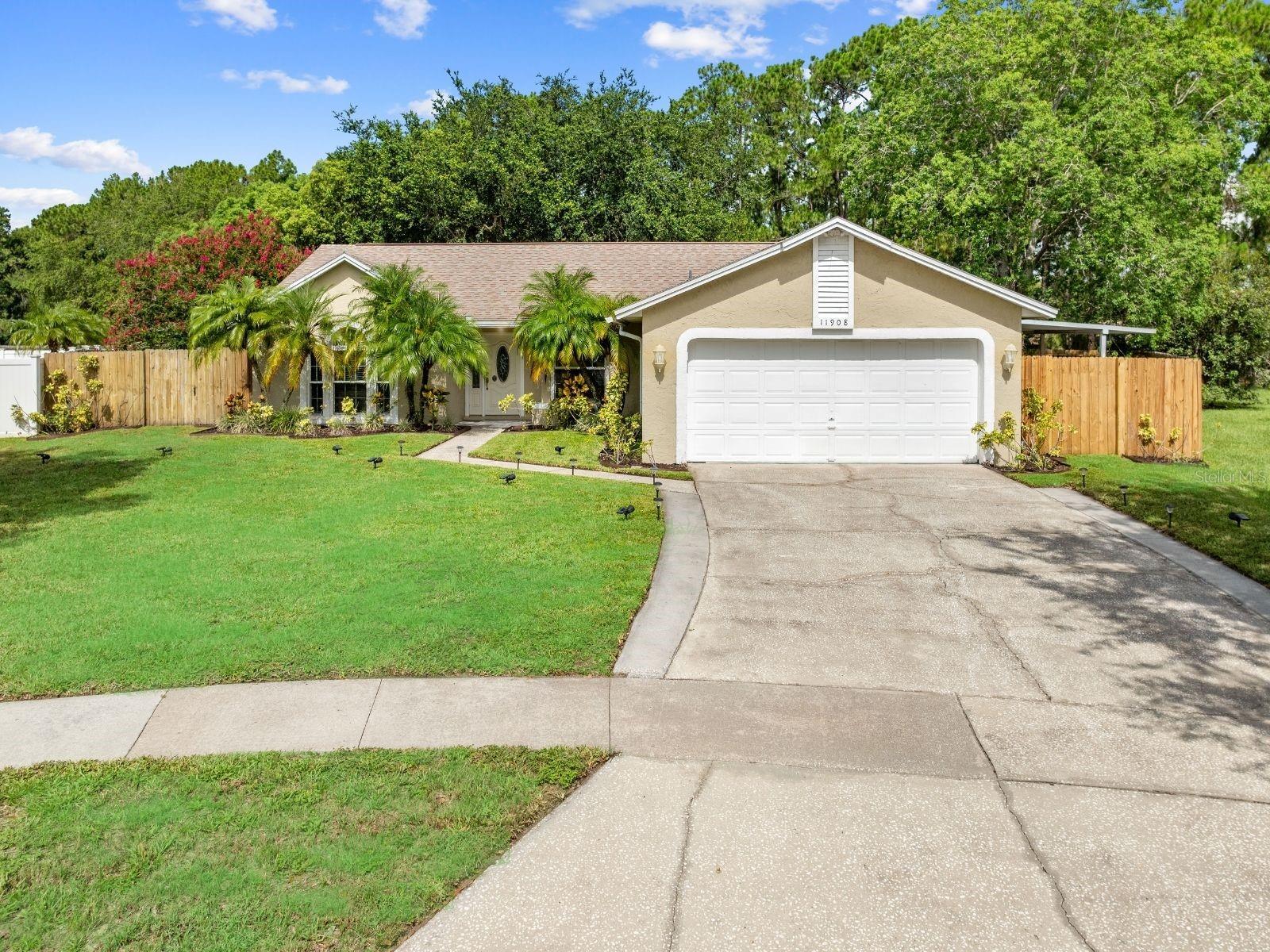 Details for 11908 Allamanda Court, ORLANDO, FL 32837
