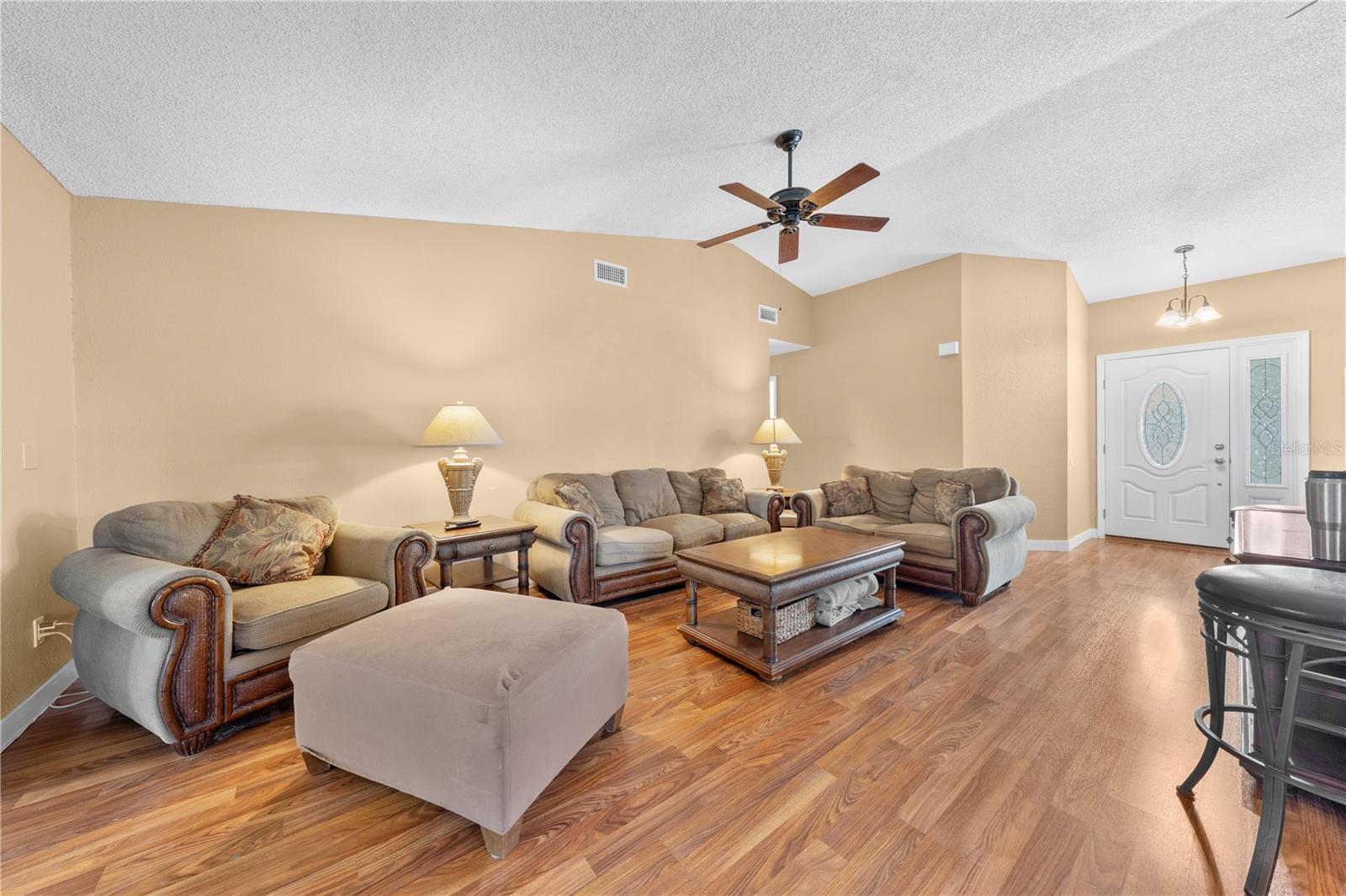 Image 22 of 57 For 11908 Allamanda Court