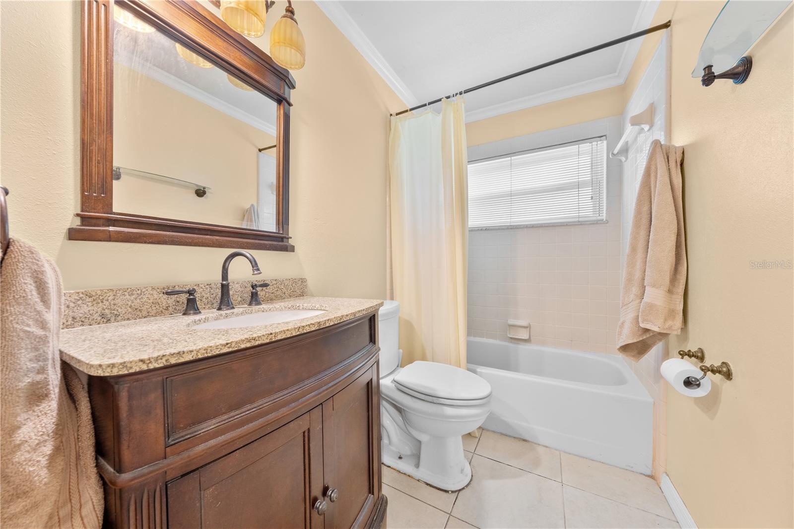 Image 26 of 57 For 11908 Allamanda Court