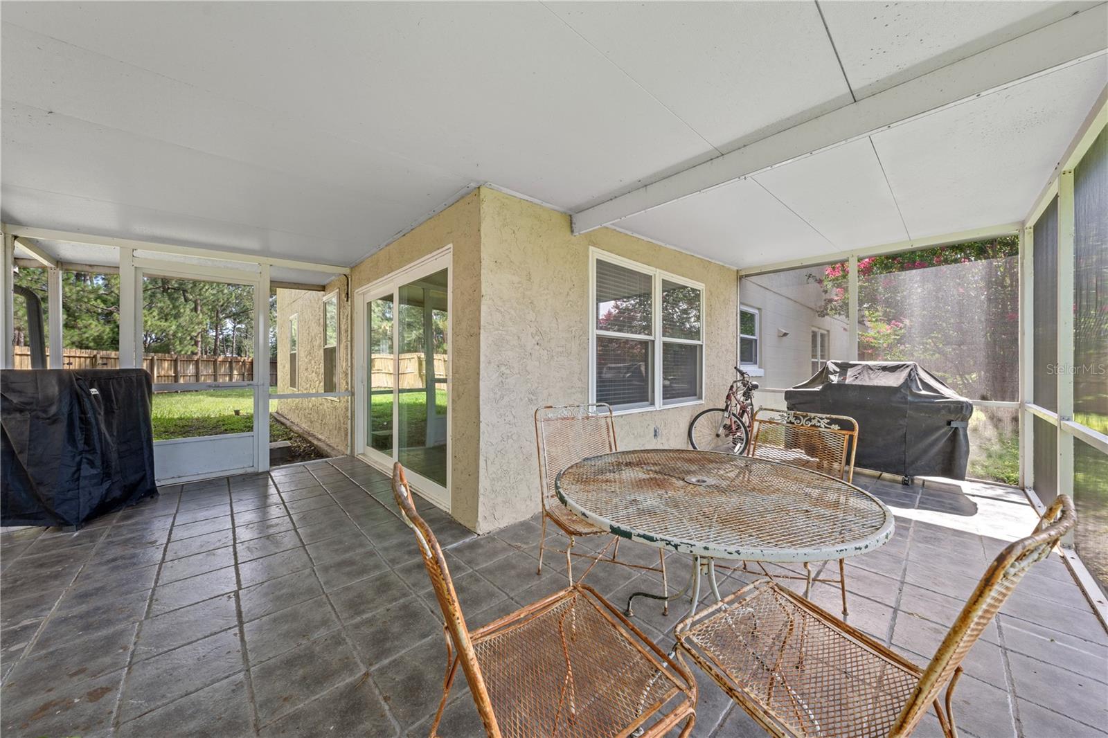 Image 8 of 57 For 11908 Allamanda Court
