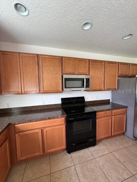 Image 16 of 17 For 2228 Waukegan Drive