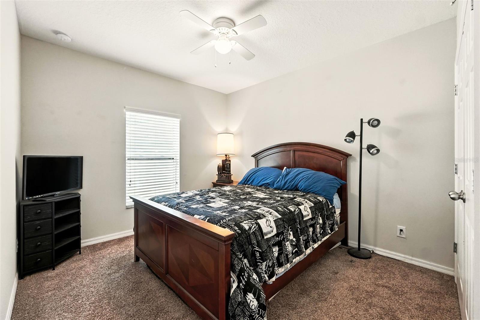 Image 28 of 36 For 301 Sierra Way