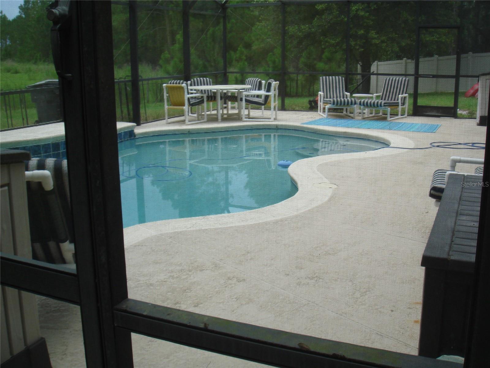 Image 6 of 36 For 301 Sierra Way