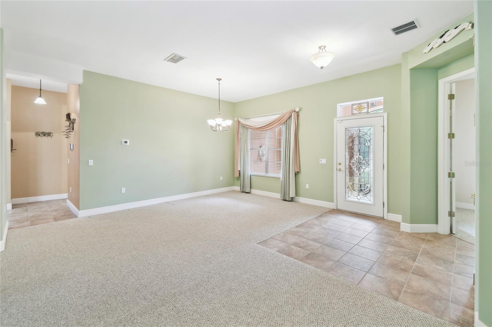 Image 13 of 95 For 521 Milano Rd