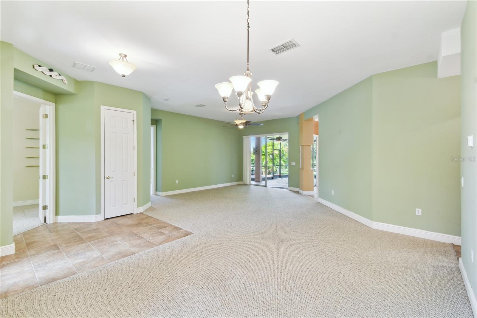 Image 5 of 95 For 521 Milano Rd