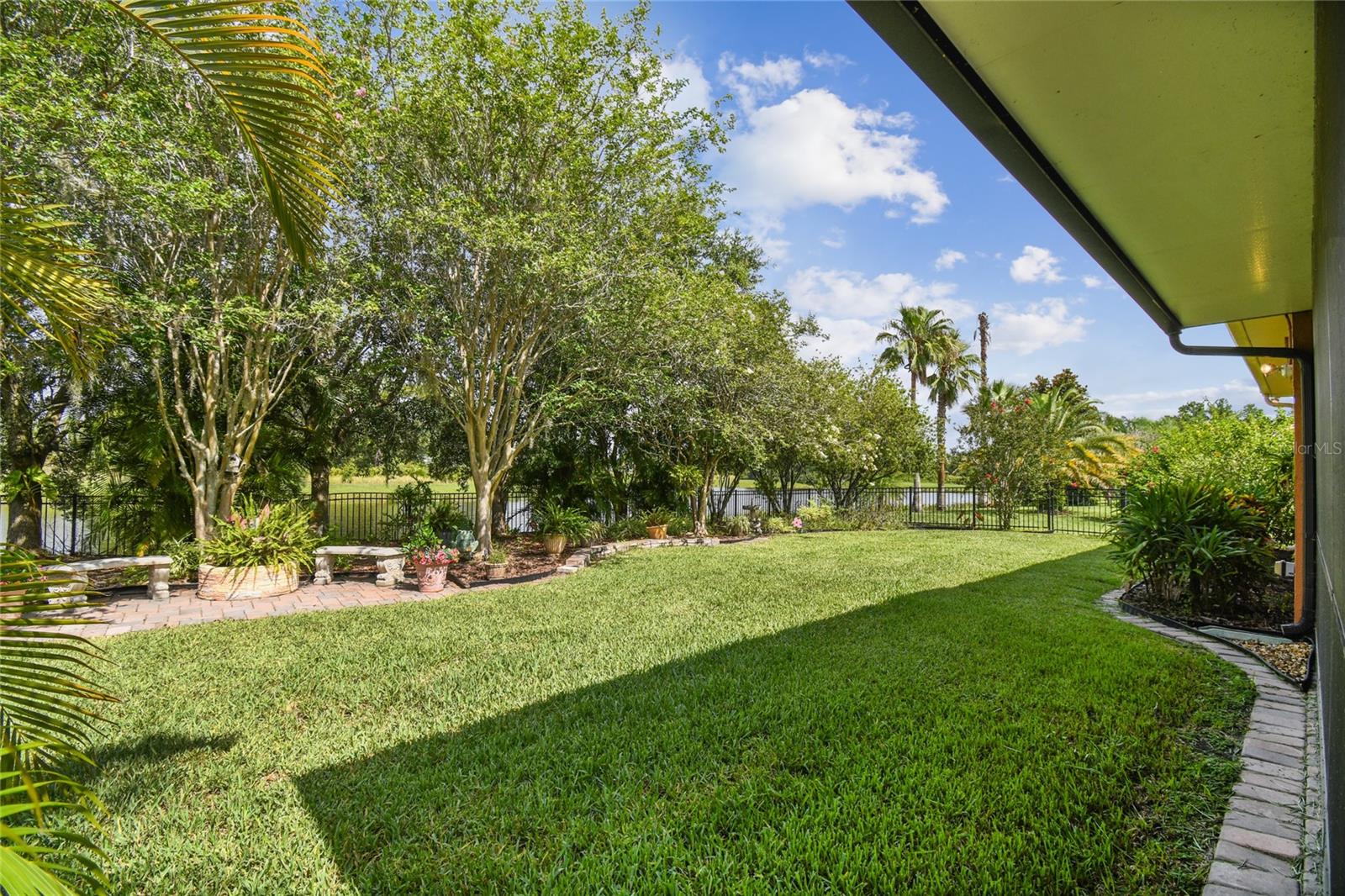Image 77 of 95 For 521 Milano Rd