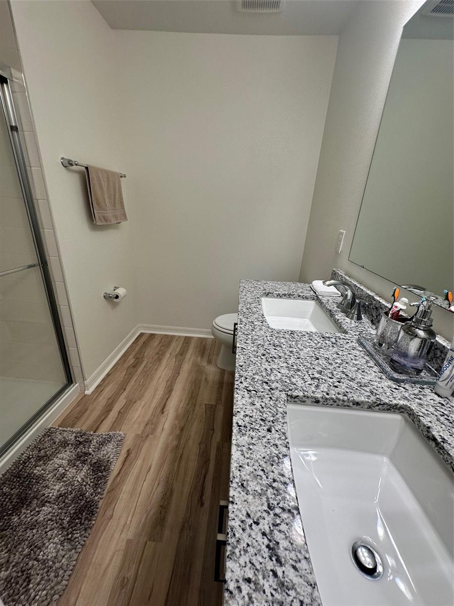 Image 7 of 15 For 668 Stoney Point Circle