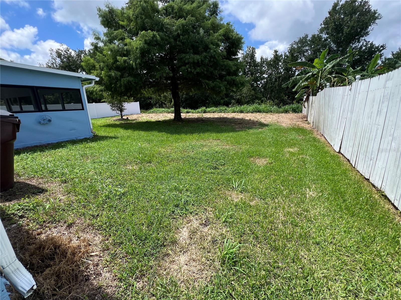 Image 4 of 24 For 2211 Julianna Court