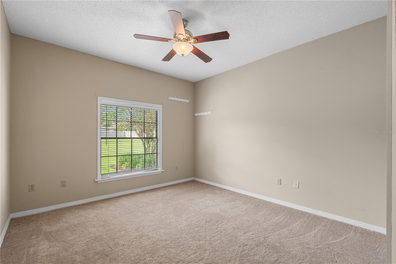 Image 19 of 35 For 10506 Down Lakeview Circle
