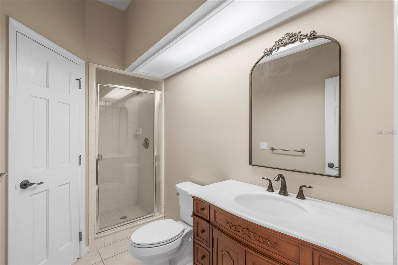 Image 22 of 35 For 10506 Down Lakeview Circle