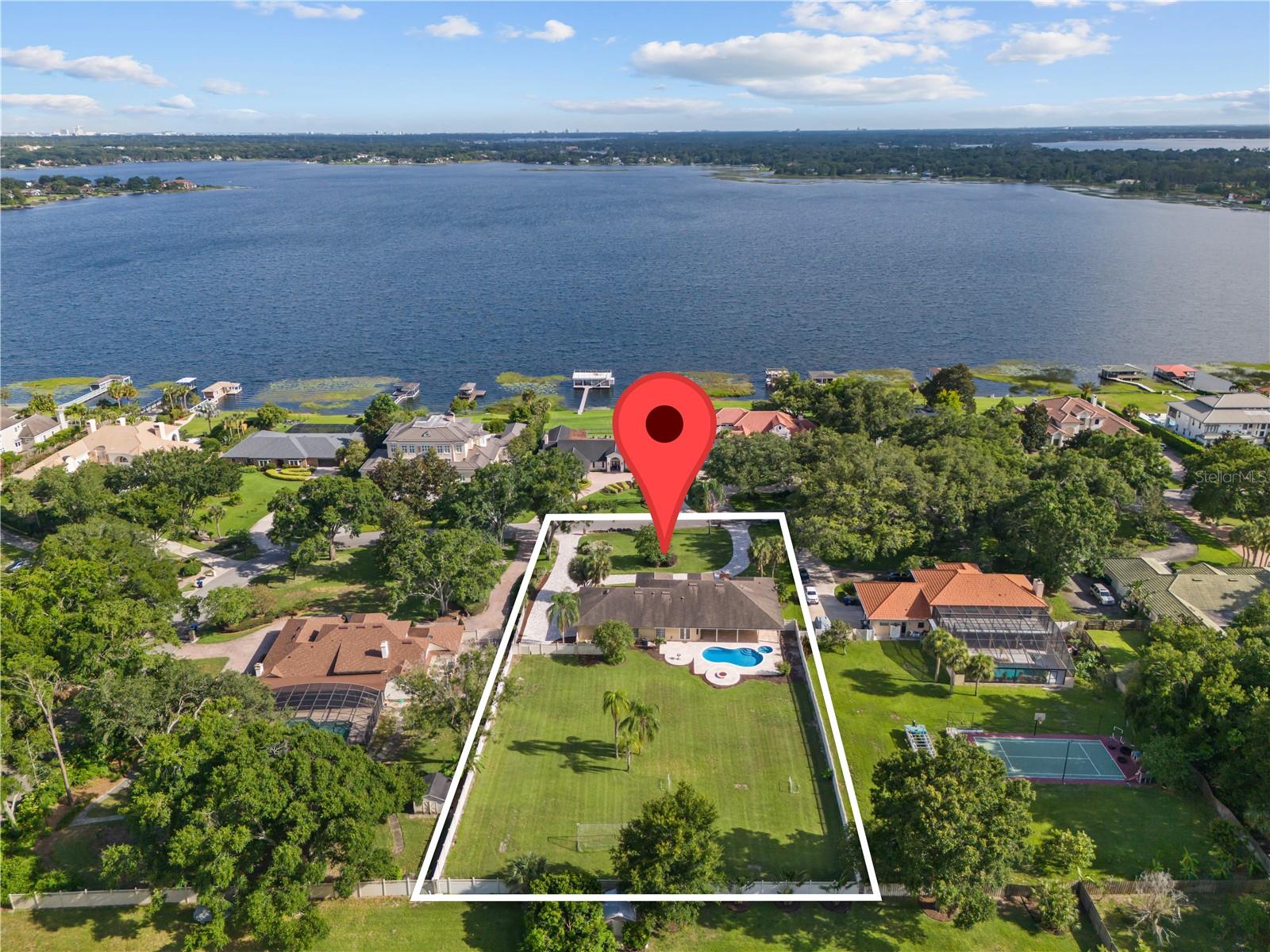 Image 3 of 35 For 10506 Down Lakeview Circle