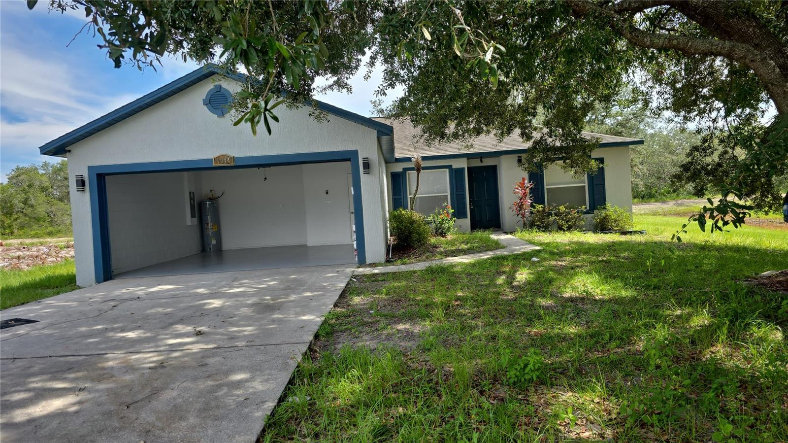 Image 2 of 14 For 1944 Sawfish Drive