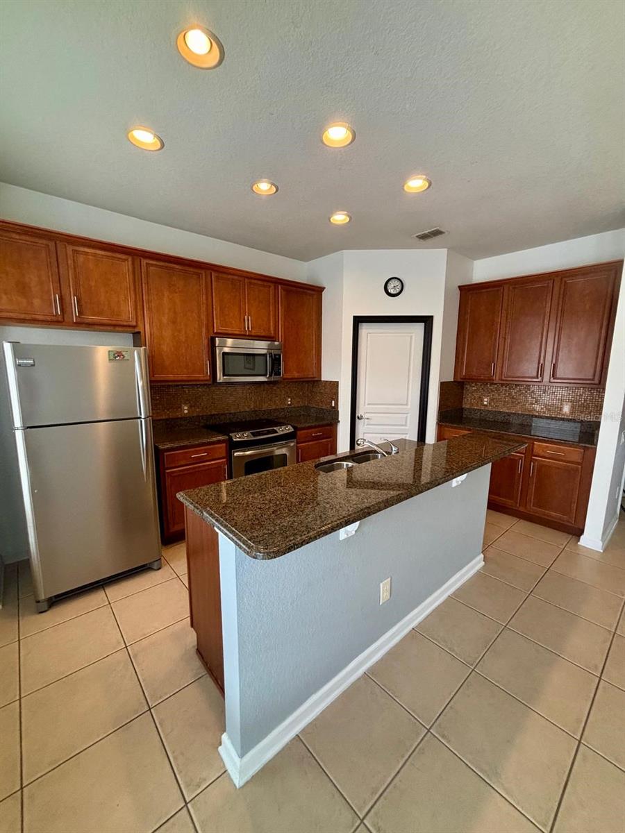 Image 7 of 56 For 7716 Fordson Lane