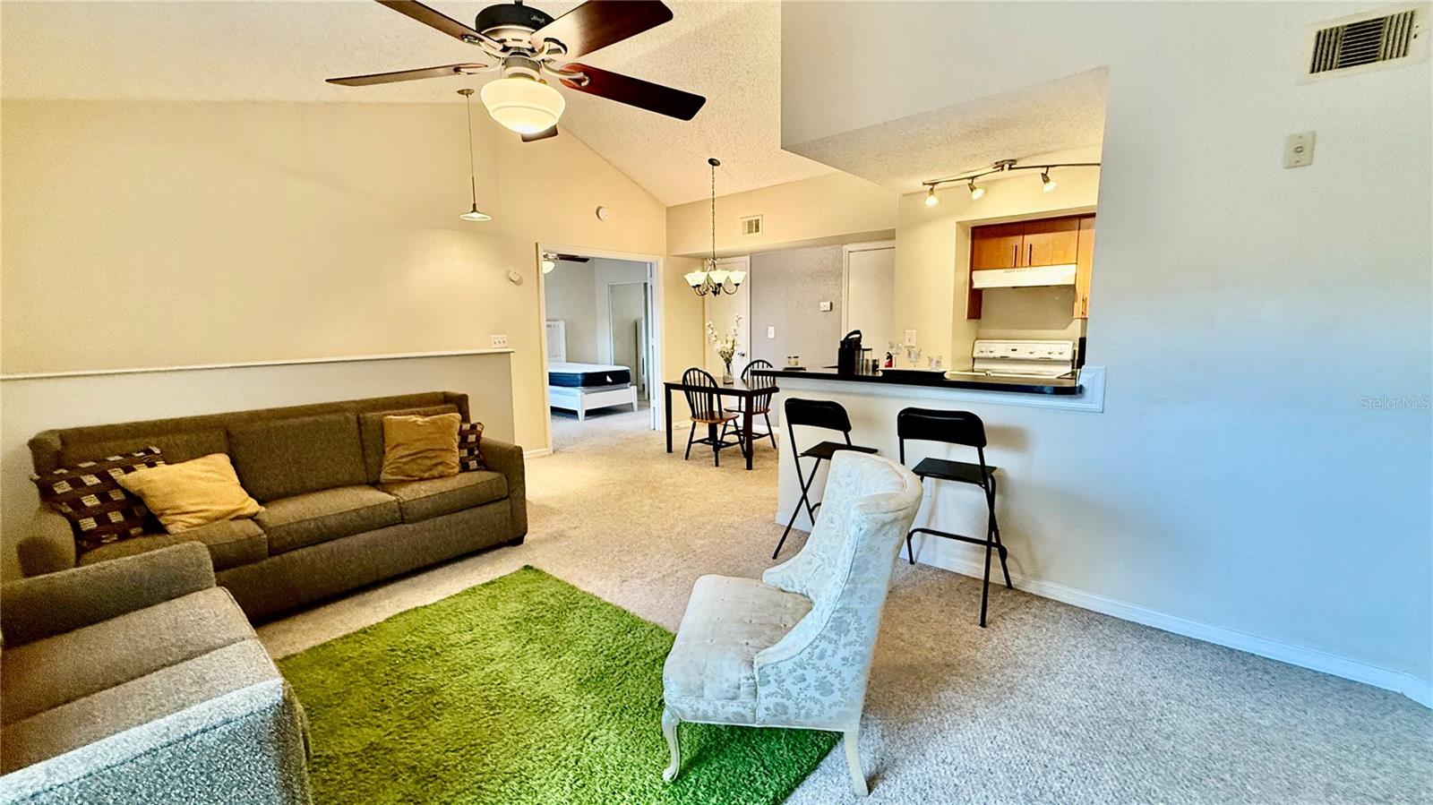 Image 2 of 20 For 441 Fountainhead Circle 274