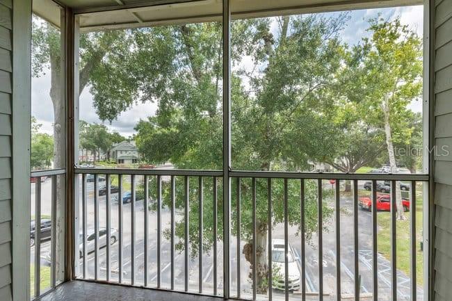 Image 22 of 32 For 6004 Westgate Drive 301