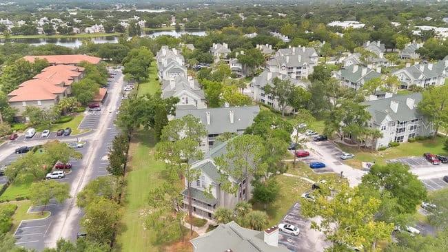 Image 29 of 32 For 6004 Westgate Drive 301