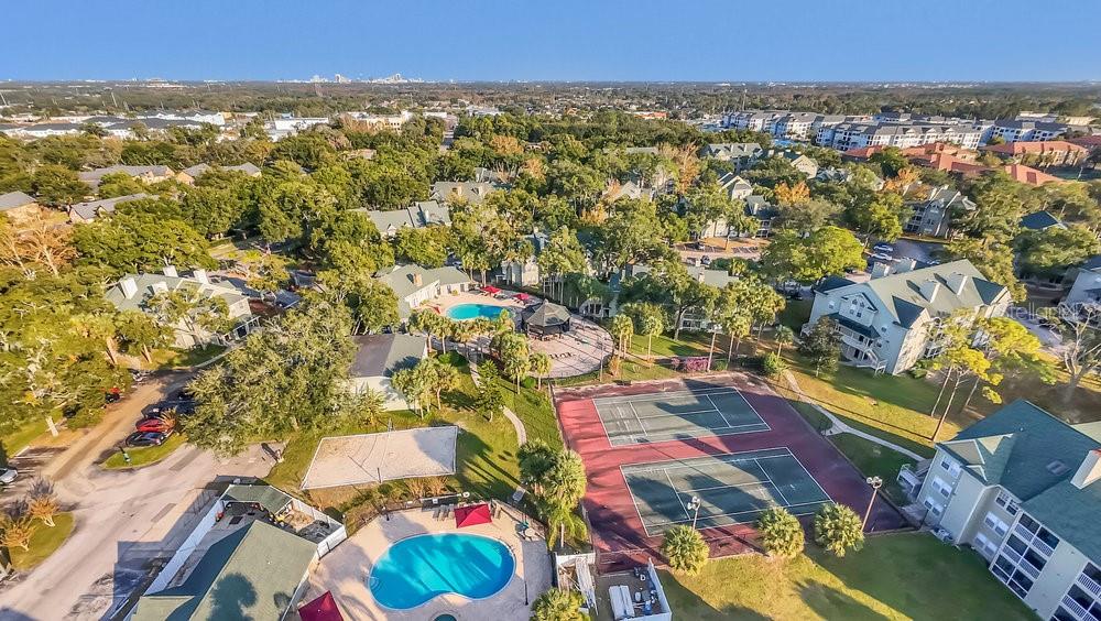 Image 38 of 49 For 6004 Westgate Drive 301