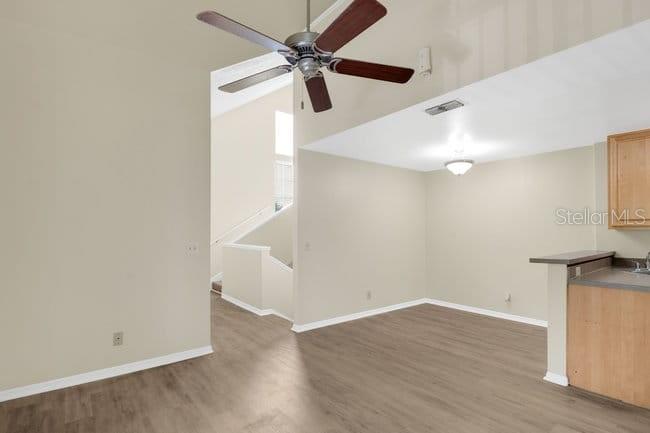 Image 7 of 32 For 6004 Westgate Drive 301
