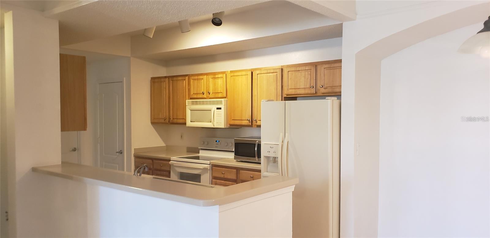 Image 3 of 8 For 12311 Lantana Park Lane 109