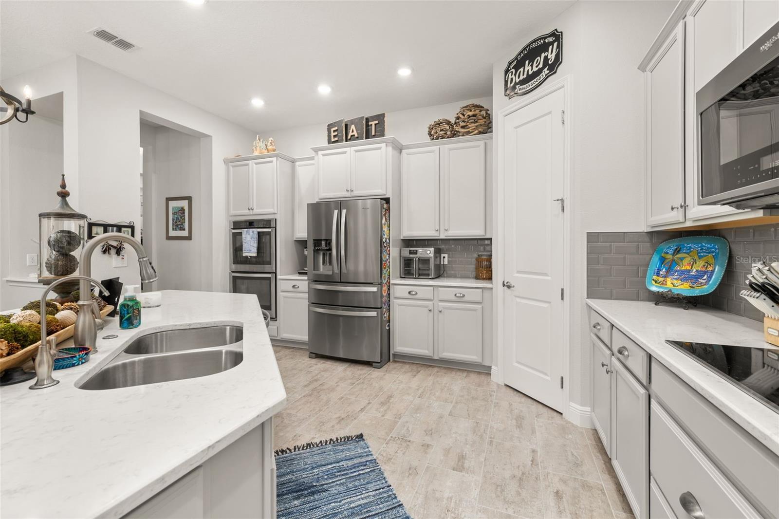 Image 14 of 57 For 14728 Scott Key Drive