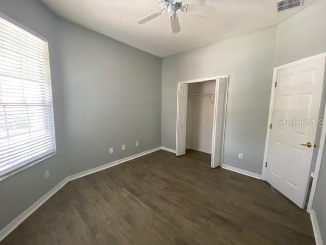 Image 11 of 19 For 9048 Saint Andrews Way