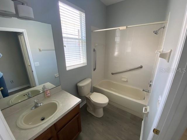Image 13 of 19 For 9048 Saint Andrews Way